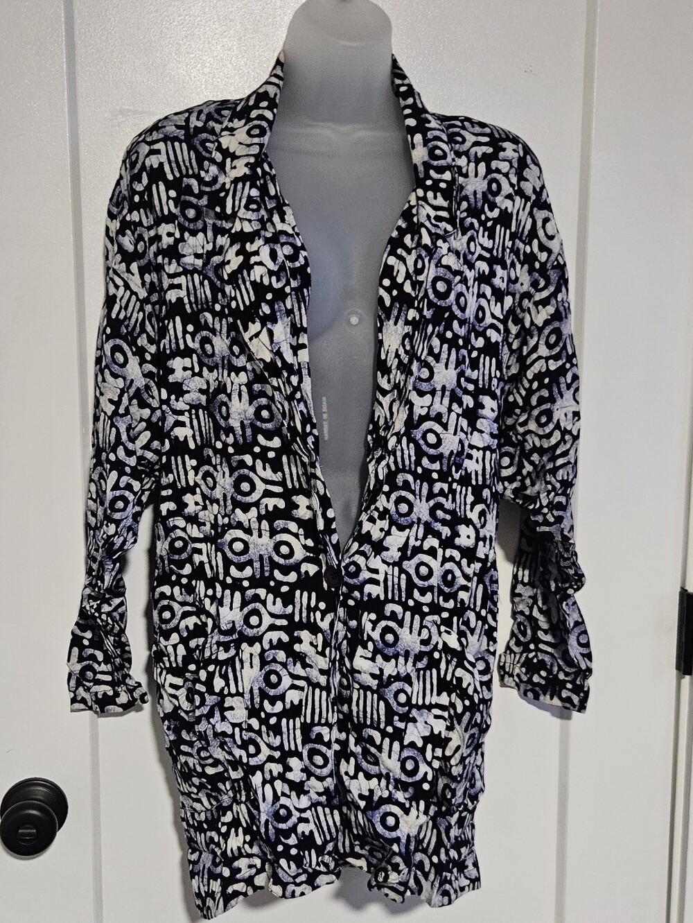 Vintage Artsy 2 Of Us Light Weight Blazer Top
